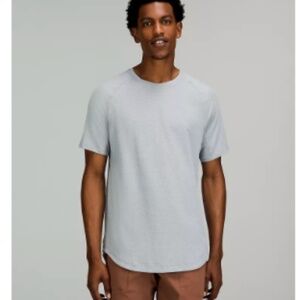 NWOT Lululemon Men's Drysense Short Sleeve shirt size small light blue